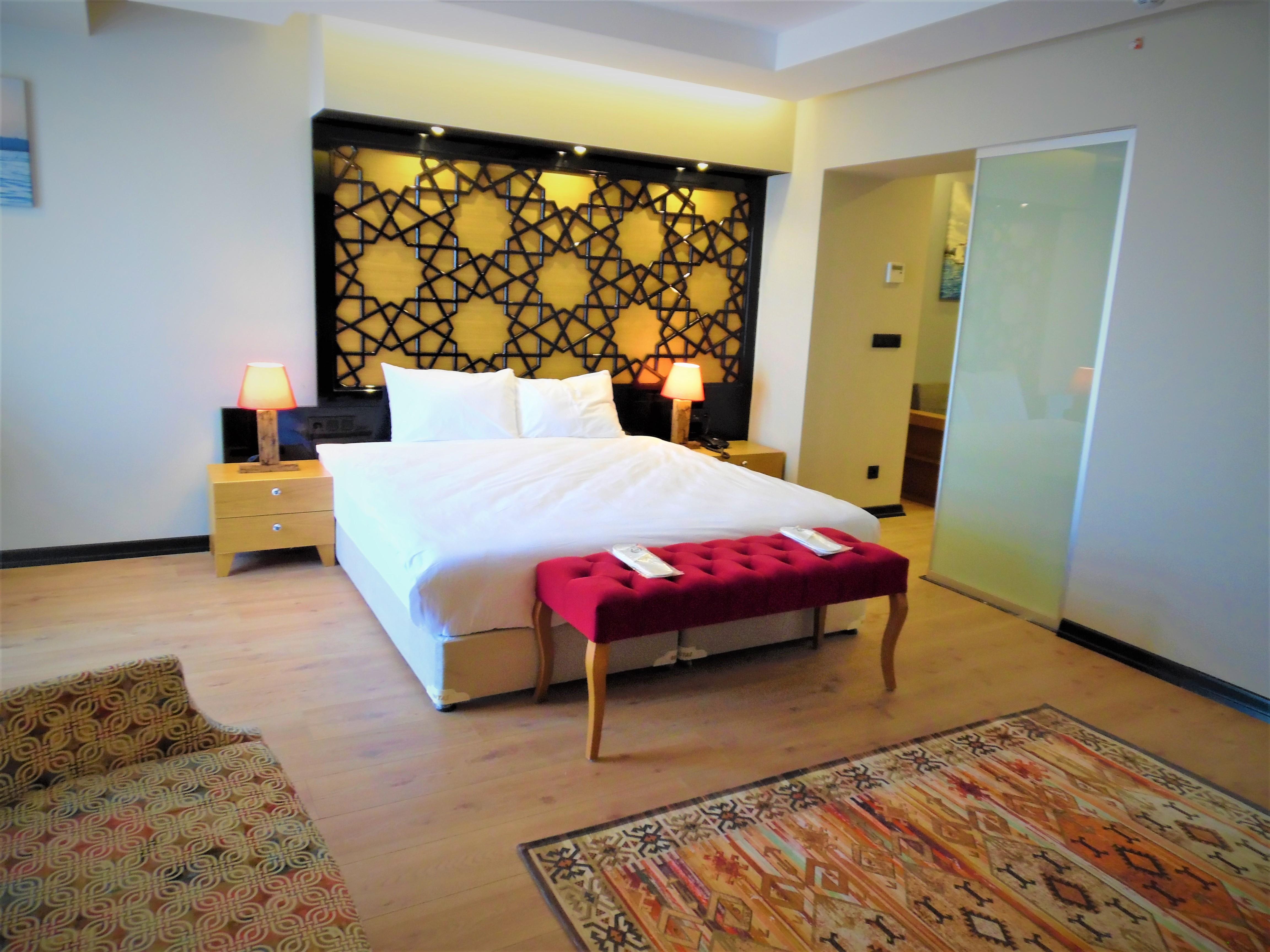 Vvr Hotel — Photos 1